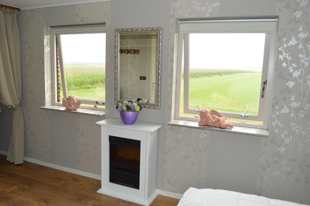 Bed and Breakfast Huize Ouwervelden Wouwsche Plantage Zimmer foto